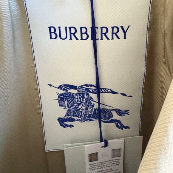 Burberry off-centre canvas trench jacket Light Beige 6 $2999 - Picture 11 of 11